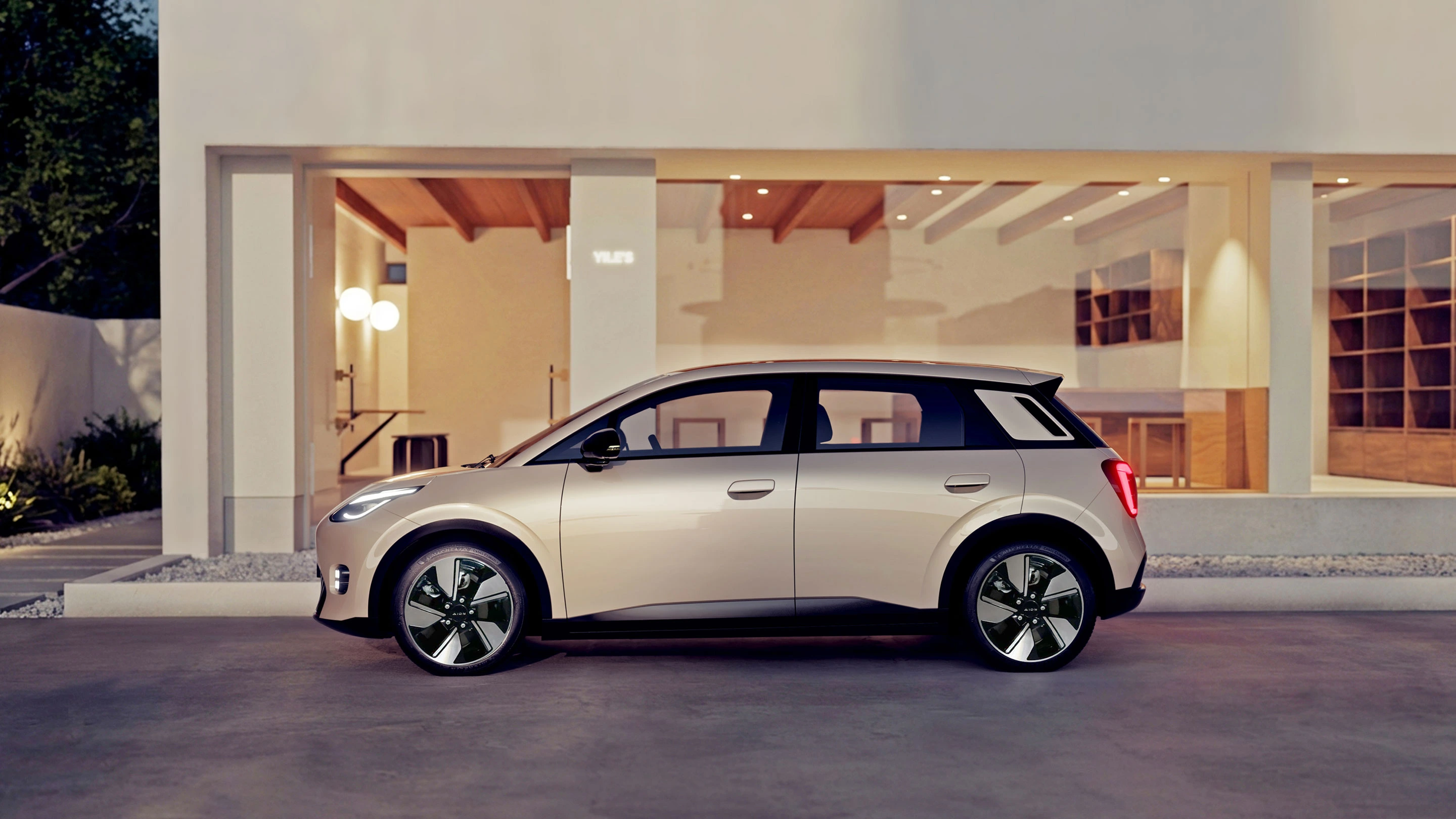NEDC 400 km Range