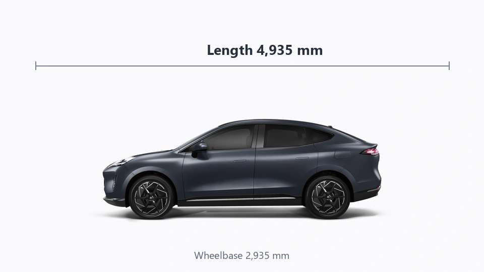 HYPTEC HT side view — length 4,935 mm · wheelbase 2,935 mm
